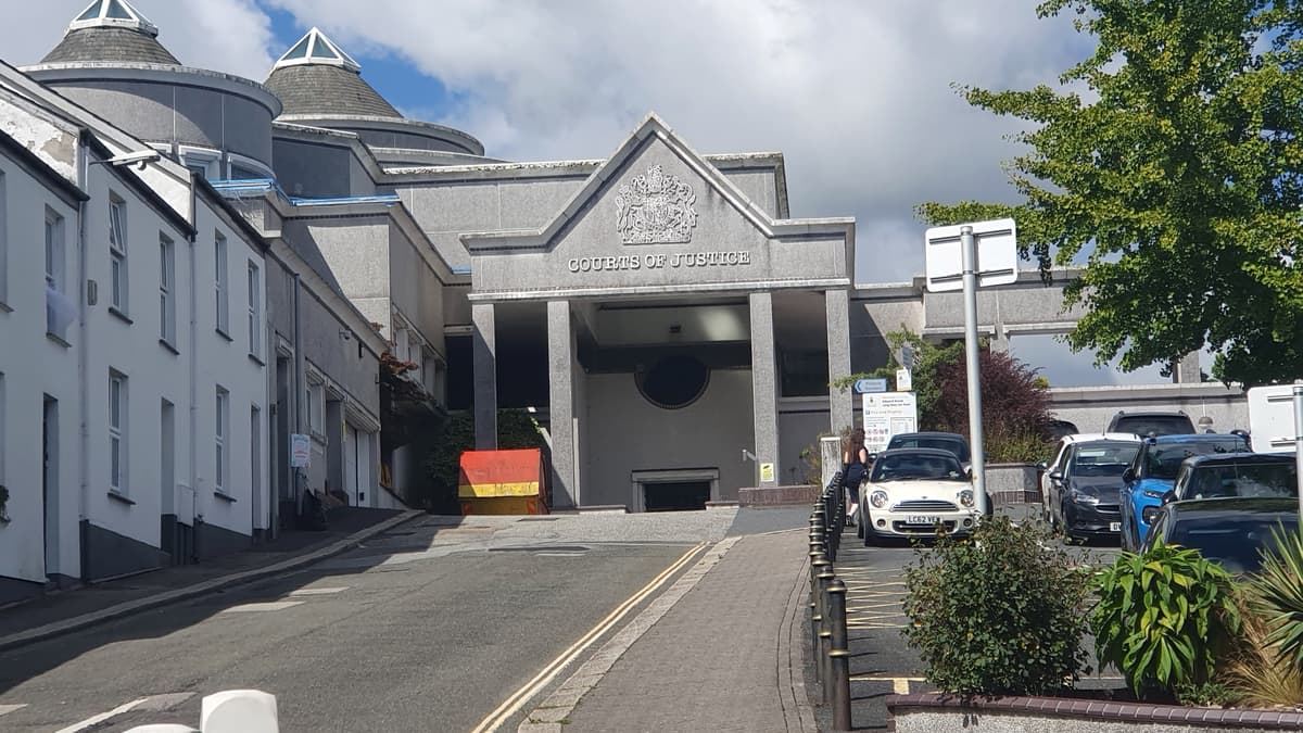 Holsworthy man jailed for child sex offences