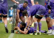 Tchumbadze double helps Chiefs into last 16 of Challenge Cup