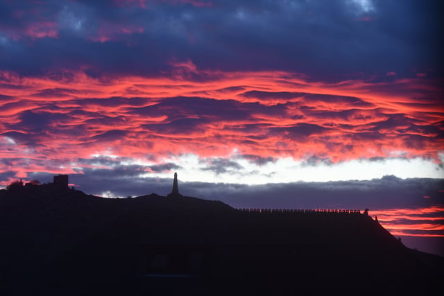 Henwyn tyller/Place names - Carn Brea 