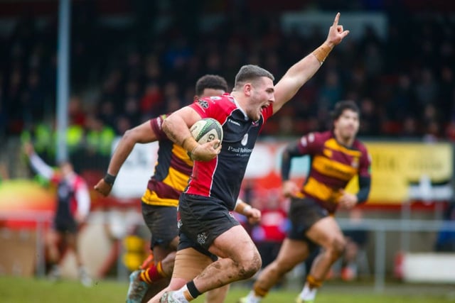 Moody's quadruple helps Pirates return to winning ways