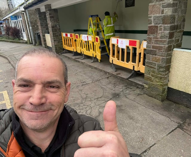 Mayor's delight as bus stop given new lease of life