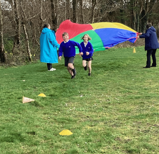 Primary school students excel in 'Daffodil Dash' fundraising event