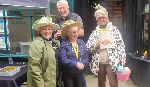 Liskeard and Looe Radio: Bonnets up for the Easter parade