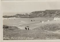 Evocative picture from the past shows ladies bathing beach in Cornwall