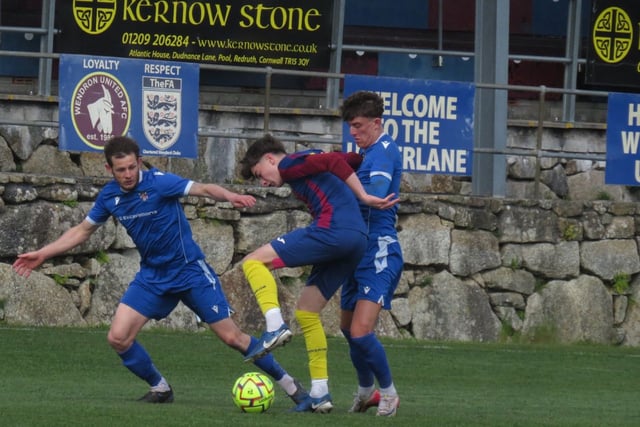 Hopcrofts give Bude away victory at Wendron