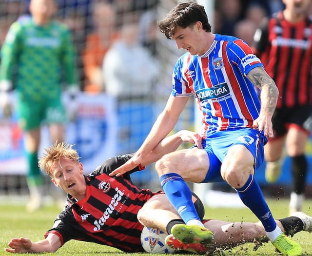 Tinners' final home game ends in narrow Carlisle defeat