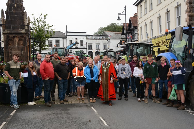 Cllr Jon Hutchings, mayor of Holsworthy greets tractor run participants before they set off (Picture: Rodney Parrish)