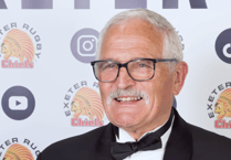 Tributes paid to rugby great Robin Cowling