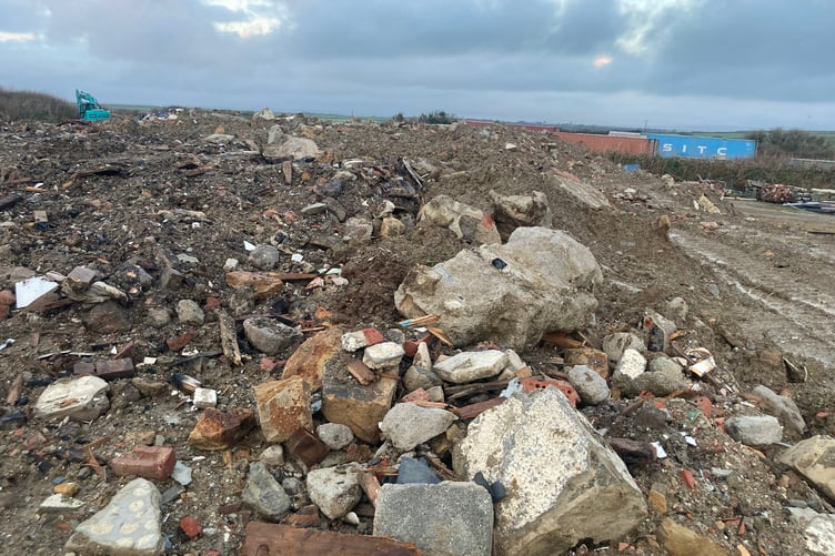 Rubbish dumped included asbestos, plastic, gas canisters, mattresses and electronics (Picture: Environment Agency)